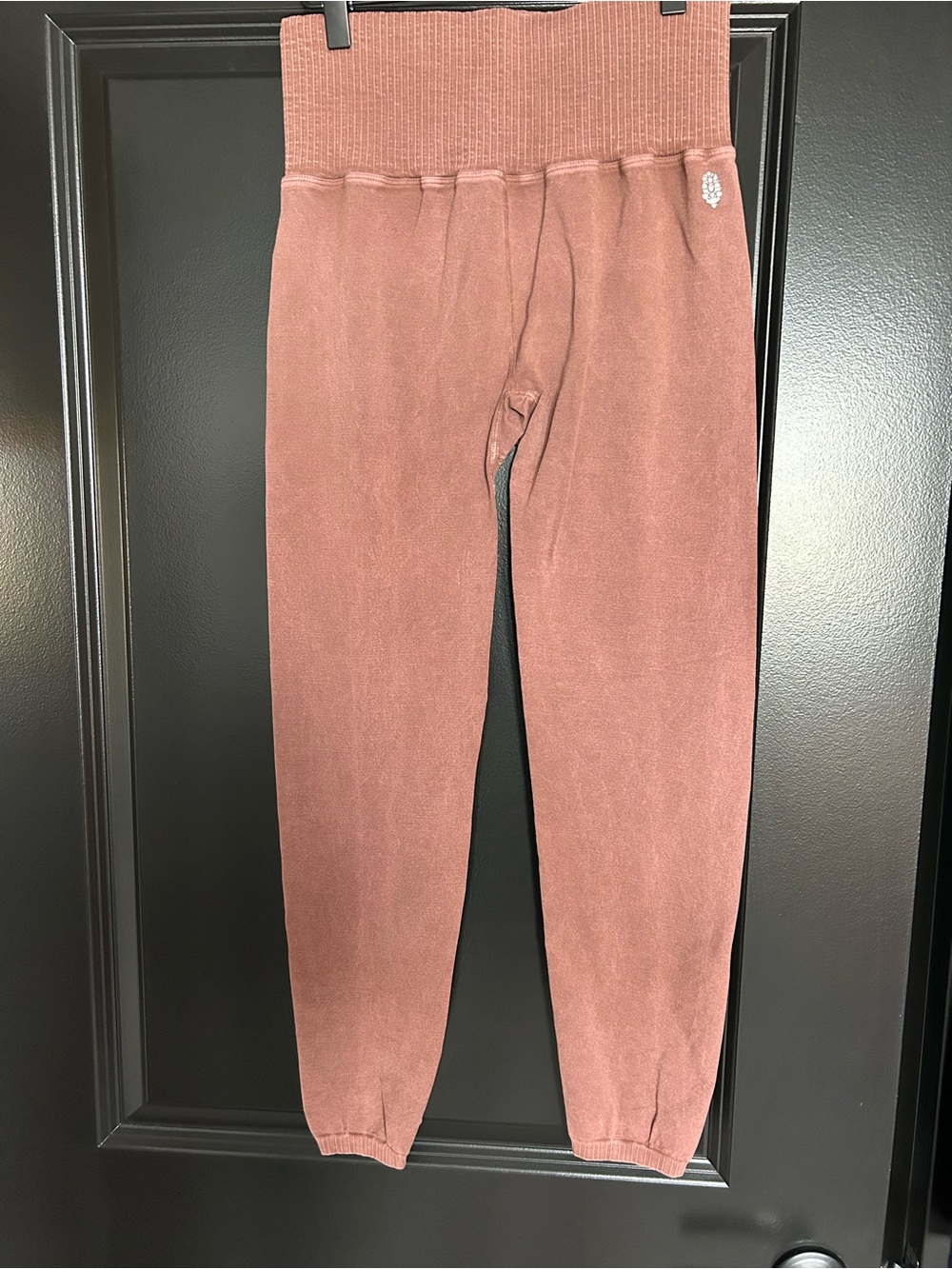 Free people movement High-Waist Ribbed Waist Joggers - Dusty Rose XL